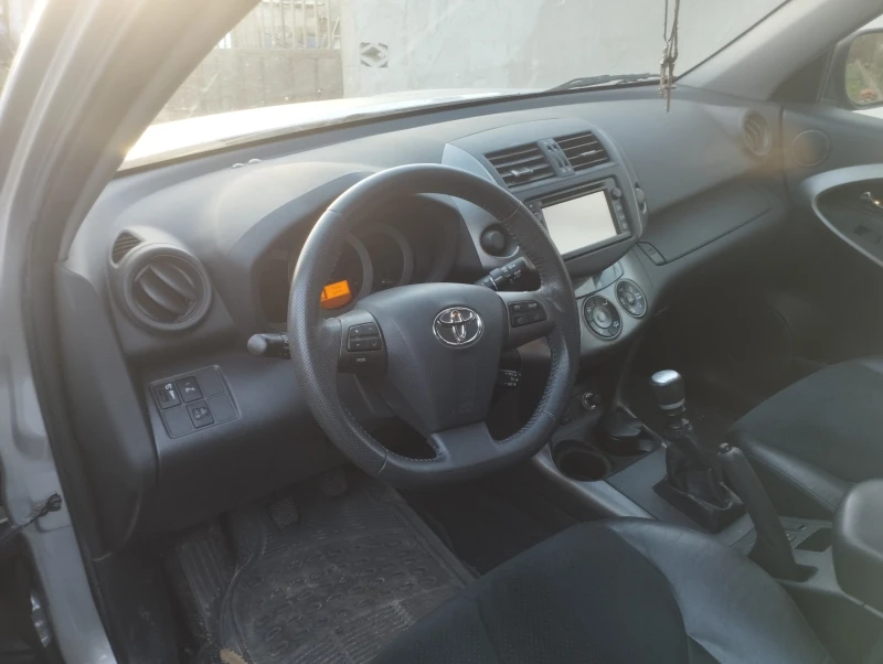 Toyota Rav4, снимка 6 - Автомобили и джипове - 52562590