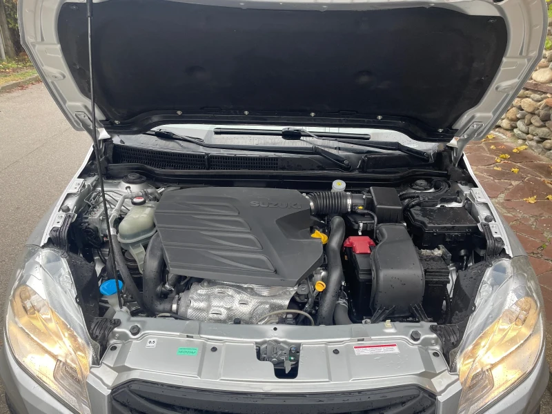 Suzuki SX4 S-Cross Регистрирана !, снимка 4 - Автомобили и джипове - 52713714