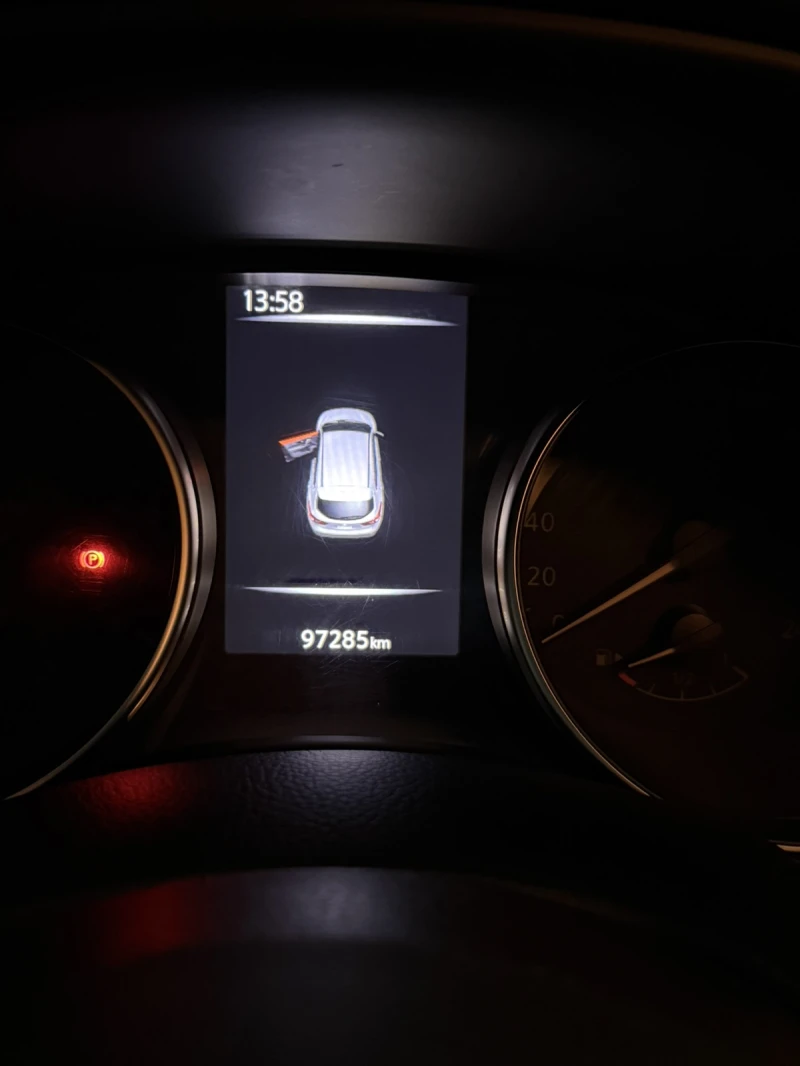 Nissan Qashqai 1, 6i, 2018, снимка 16 - Автомобили и джипове - 52790980