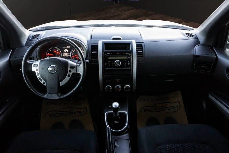 Nissan X-trail 2.0DCI SE, снимка 12 - Автомобили и джипове - 52937945