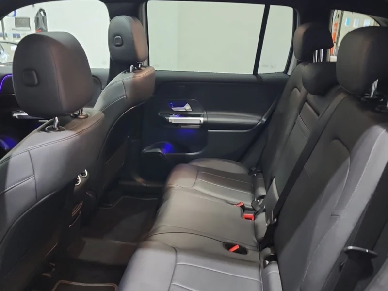 Mercedes-Benz GLB * 250 * CARFAX * БЕЗ ПЪРВОНАЧАЛНА ВНОСКА, снимка 13 - Автомобили и джипове - 53161862
