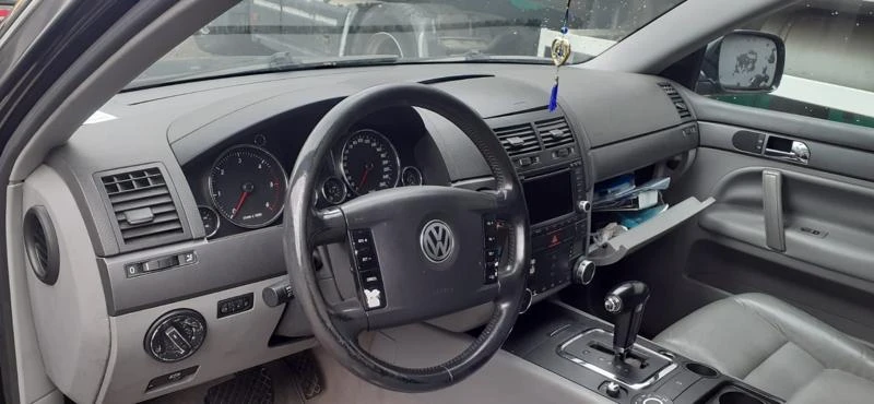 VW Touareg 2.5 ТDI    САМО НА ЧАСТИ , снимка 5 - Автомобили и джипове - 49101932