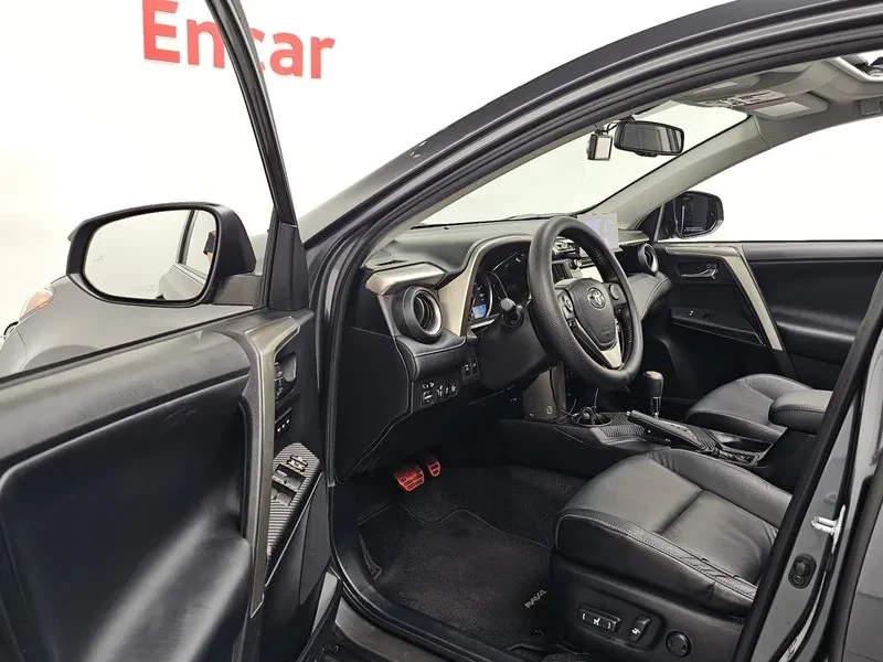 Toyota Rav4 2.5 4WD, снимка 9 - Автомобили и джипове - 54959313