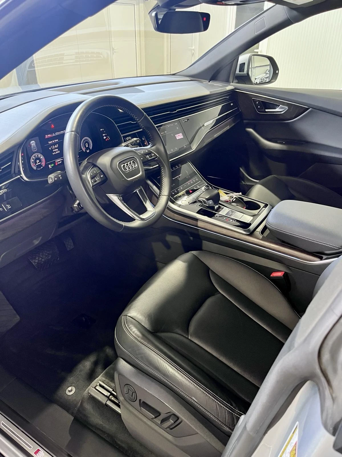 Audi Q8 55TFSI Technik Black Optic - изображение 9