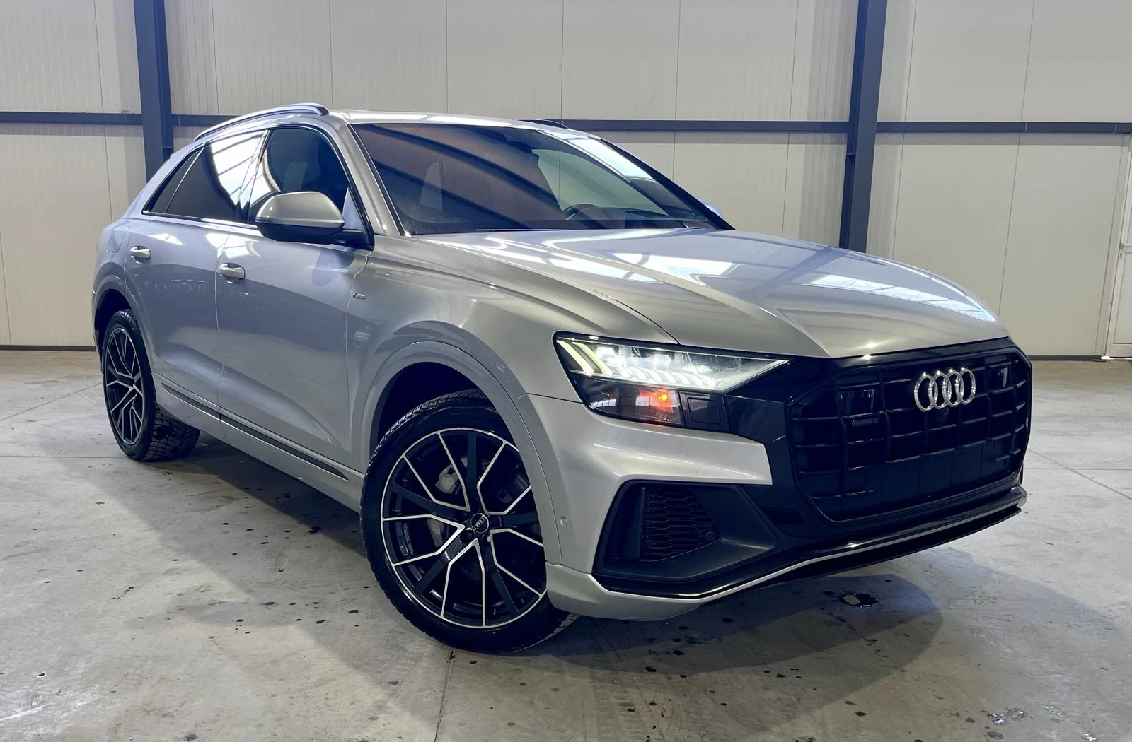 Audi Q8 55TFSI Technik Black Optic - изображение 7