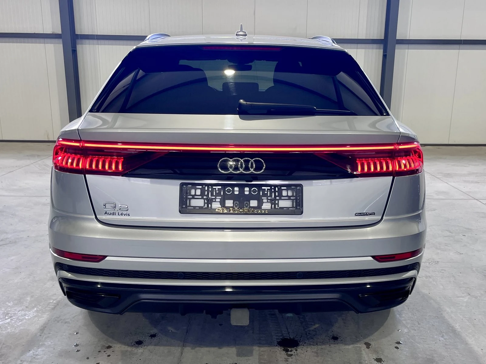 Audi Q8 55TFSI Technik Black Optic - изображение 4