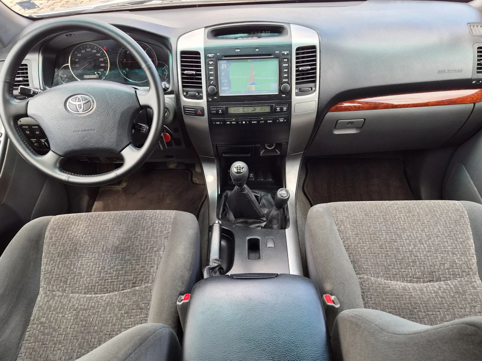 Toyota Land cruiser 3.0D 163кс ВСИЧКО ПЛАТЕНО , снимка 14 - Автомобили и джипове - 54559603