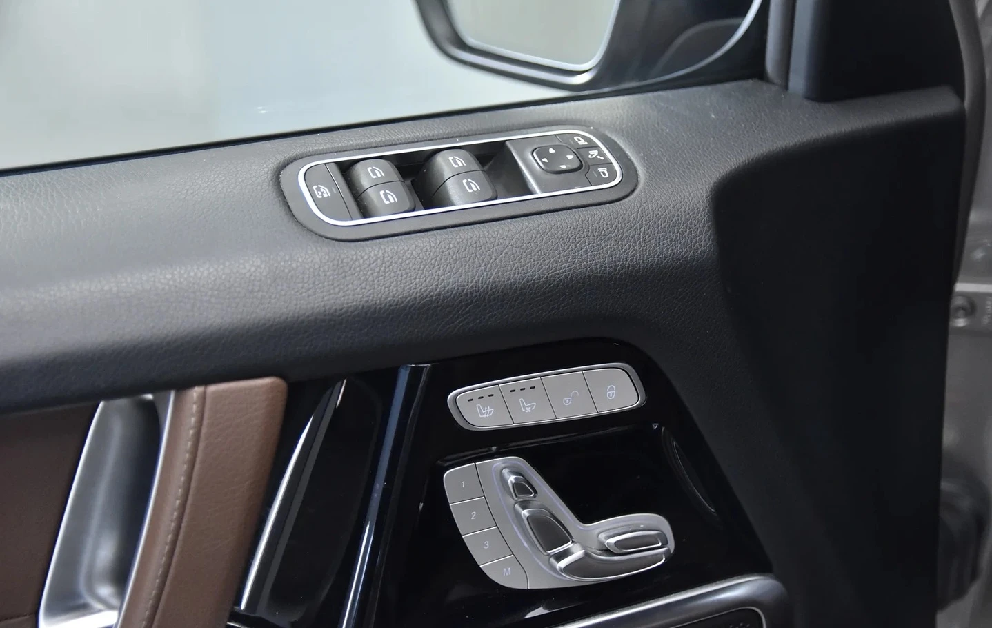 Mercedes-Benz G 500 V8 SPARK, снимка 8 - Автомобили и джипове - 54620363