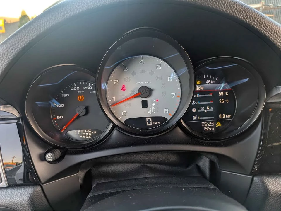 Porsche Macan * S* АВТОКРЕДИТ БЕЗ ПЪРВОНАЧАЛНА ВНОСКА* , снимка 9 - Автомобили и джипове - 54946889