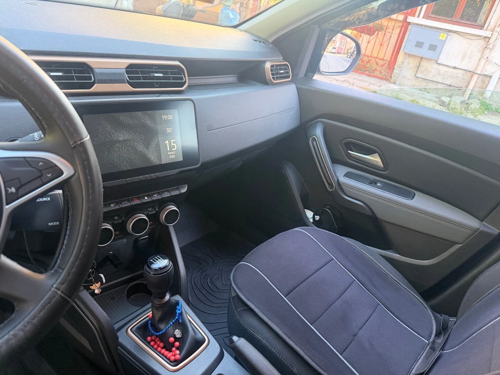 Dacia Duster Journey , снимка 8 - Автомобили и джипове - 55676035