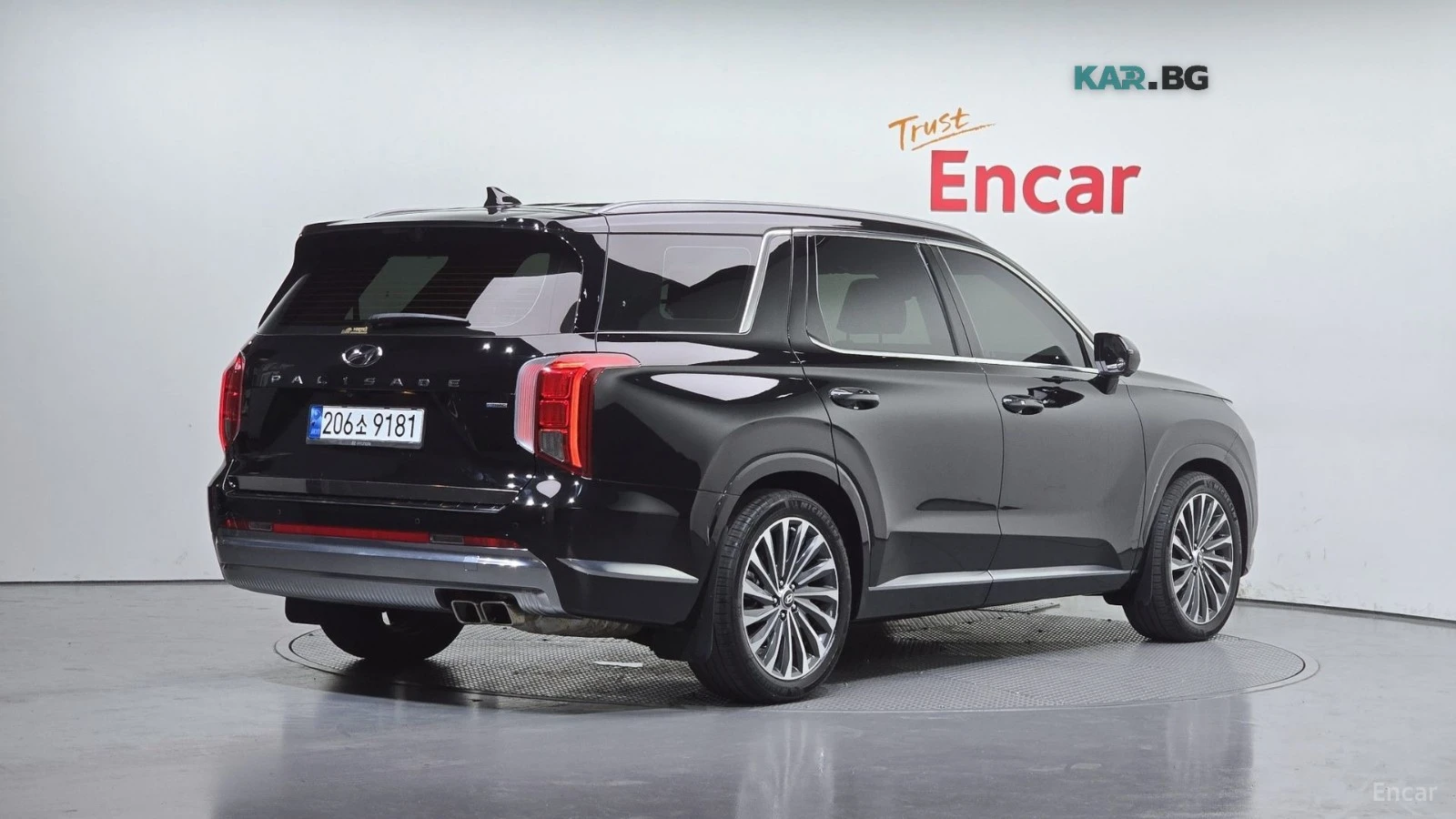 Hyundai Palisade 4WD* CALLIGRAPHY* DISTRONIC* 360* МАСАЖИ* ОБДУХ* , снимка 3 - Автомобили и джипове - 55735441