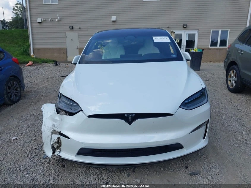 Tesla Model X Plaid Tri Motor All-Wheel Drive, снимка 12 - Автомобили и джипове - 55893618