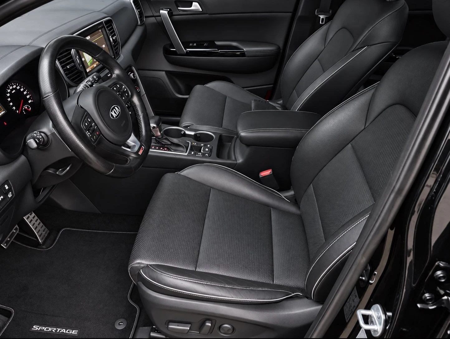 Kia Sportage GT LINE 4x4, снимка 6 - Автомобили и джипове - 56056534