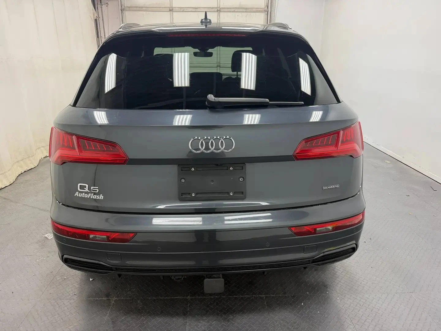 Audi Q5 TECHNIK S LINE Цена до България & АвтоКредит, снимка 5 - Автомобили и джипове - 56156383