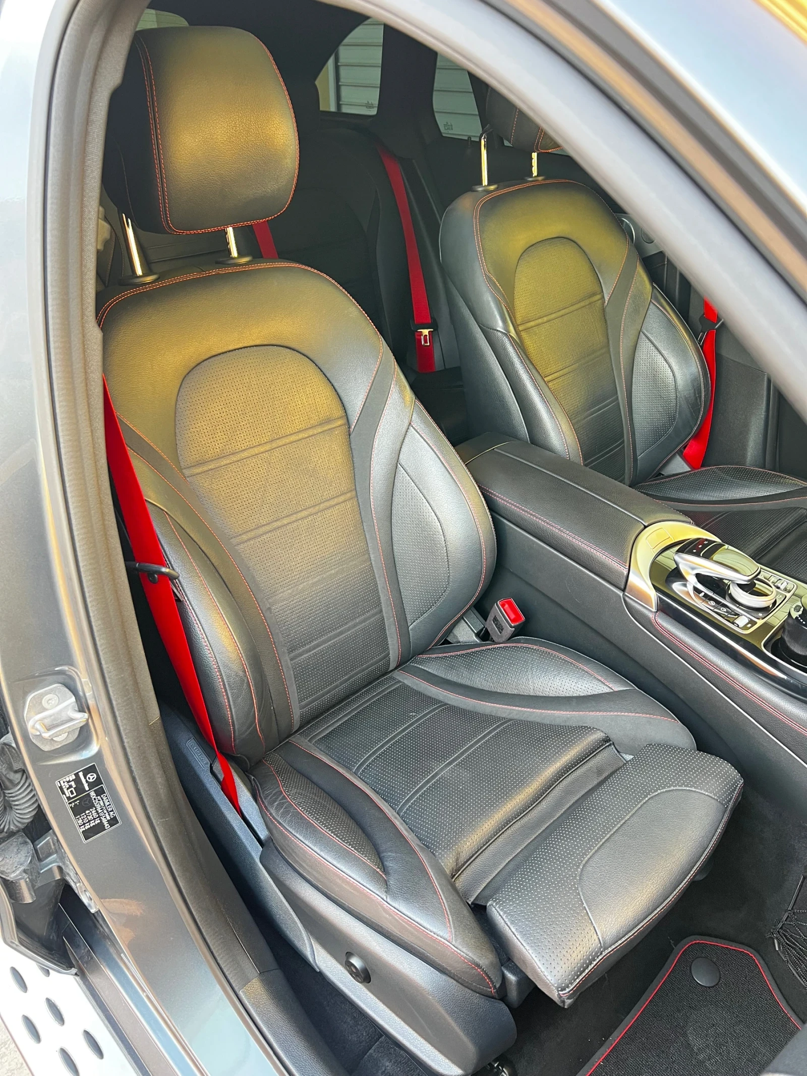 Mercedes-Benz GLC 43 AMG 4Matic, Special version, снимка 12 - Автомобили и джипове - 56203604