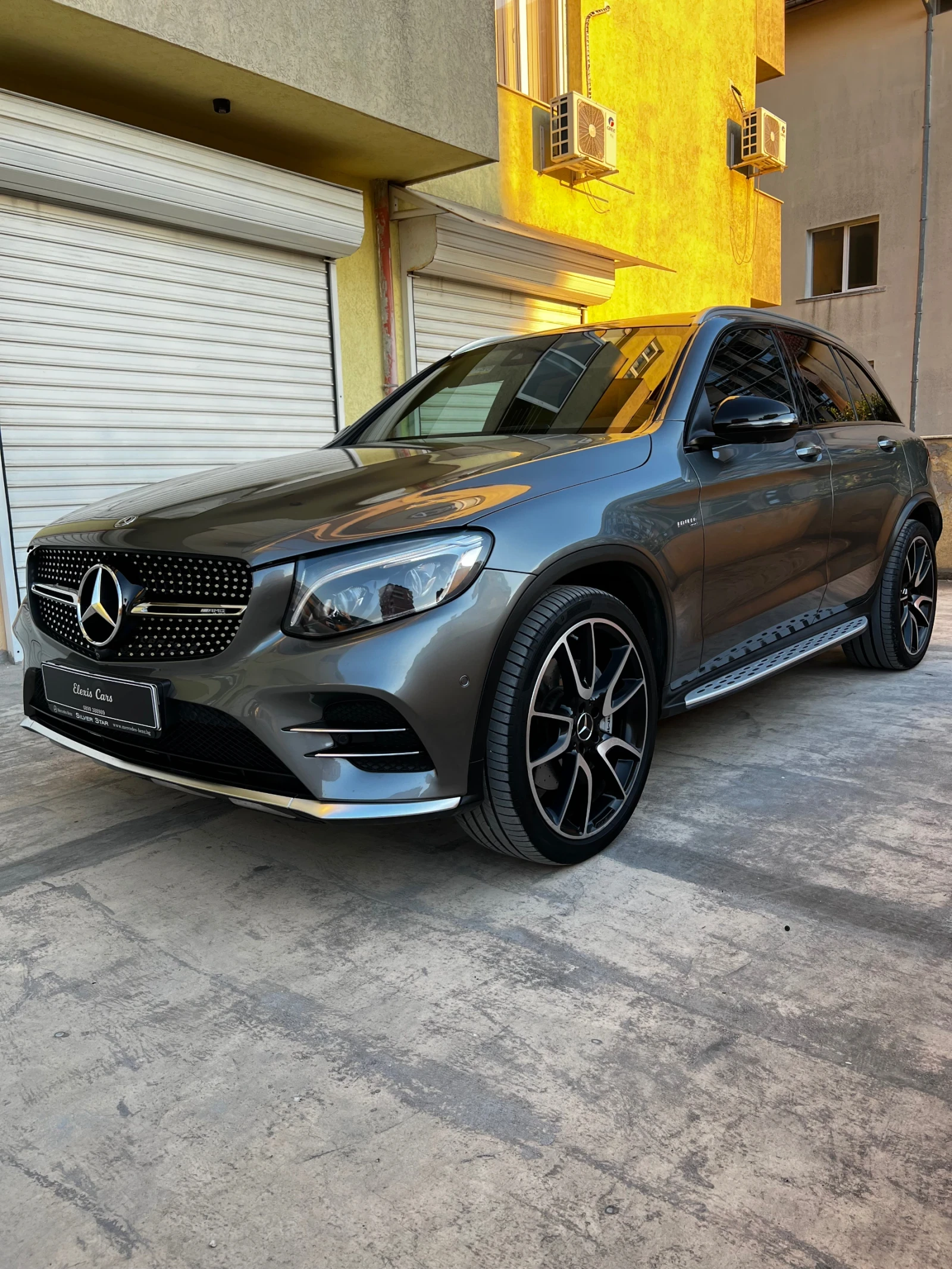 Mercedes-Benz GLC 43 AMG 4Matic, Special version, снимка 2 - Автомобили и джипове - 56203604