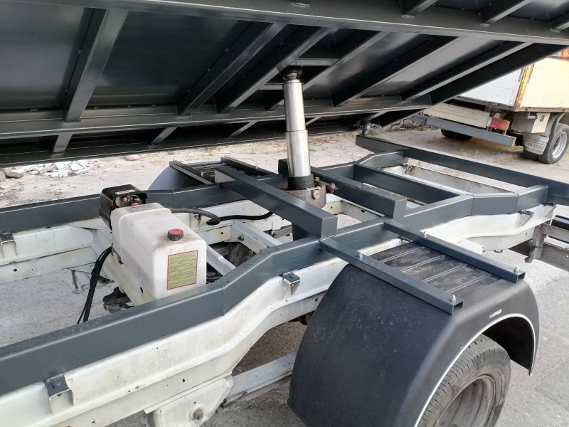 Mercedes-Benz Sprinter 411 Самосвал, снимка 11 - Бусове и автобуси - 52463631