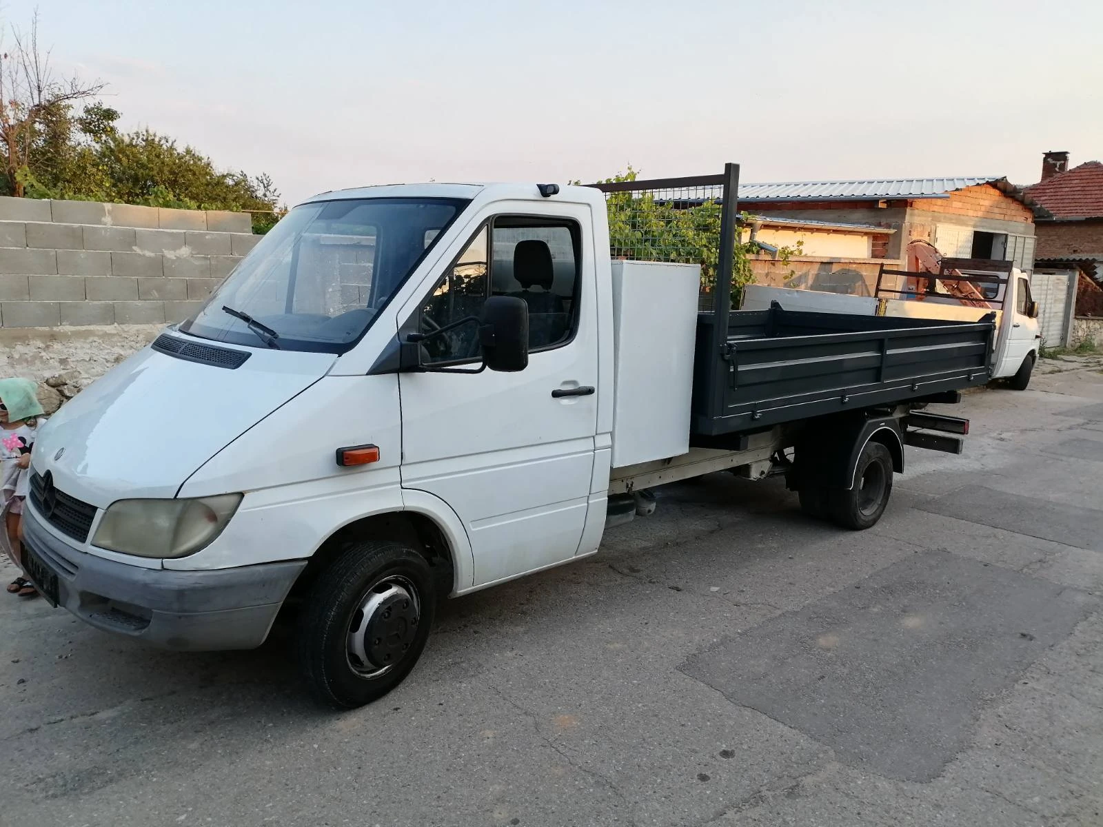 Mercedes-Benz Sprinter 411 Самосвал - изображение 4