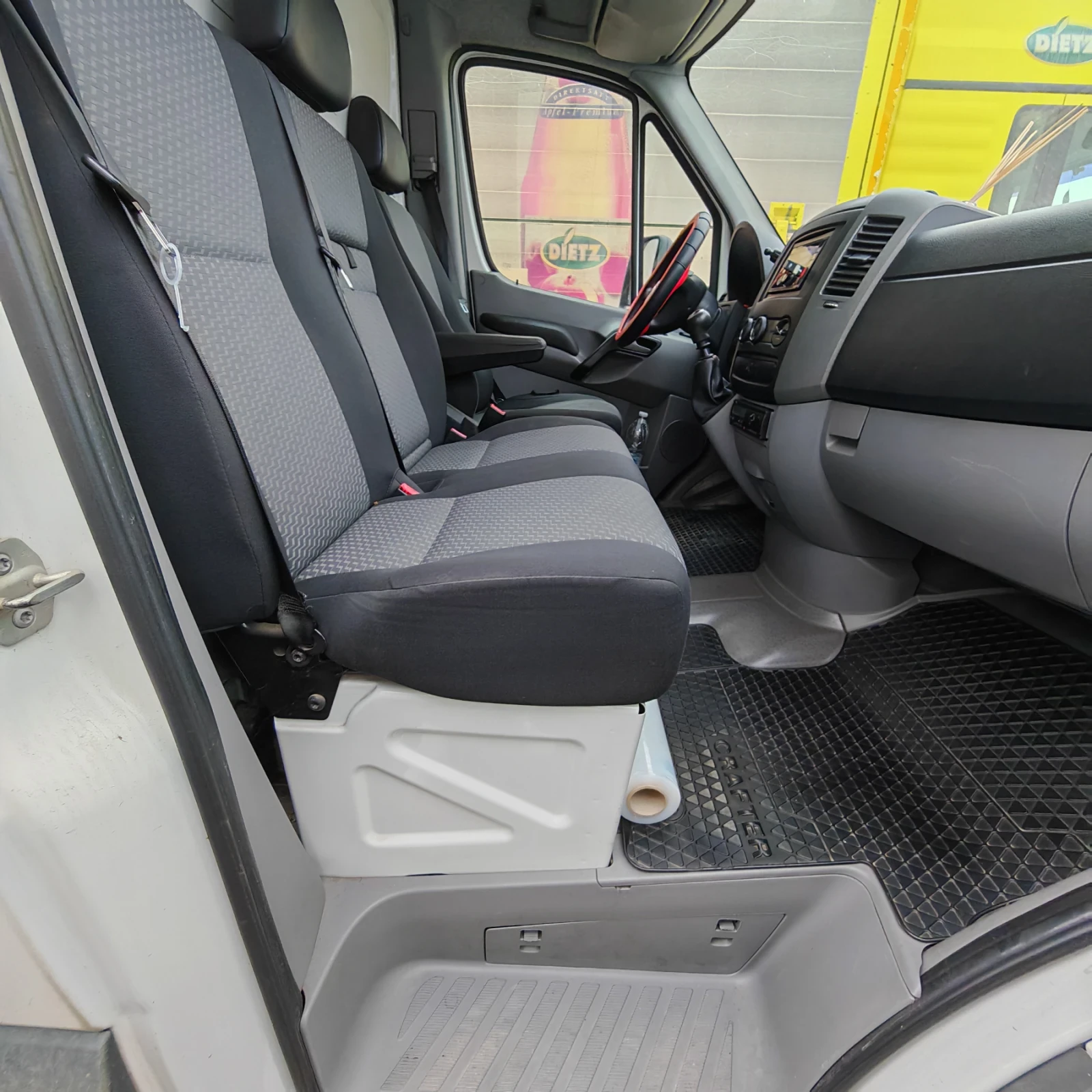 VW Crafter, снимка 6 - Бусове и автобуси - 55152350