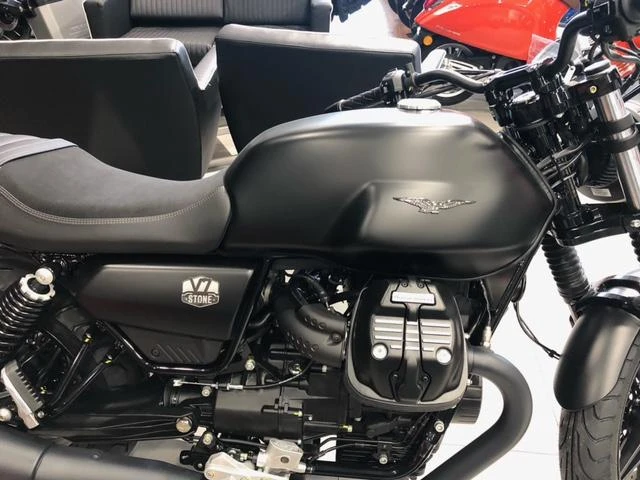 Moto Guzzi V 7 Stone - изображение 6