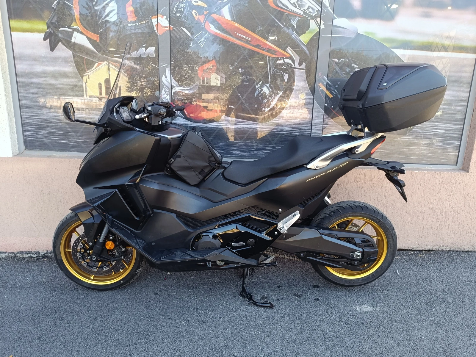 Honda Forza 750 ABS TC LED  - изображение 10