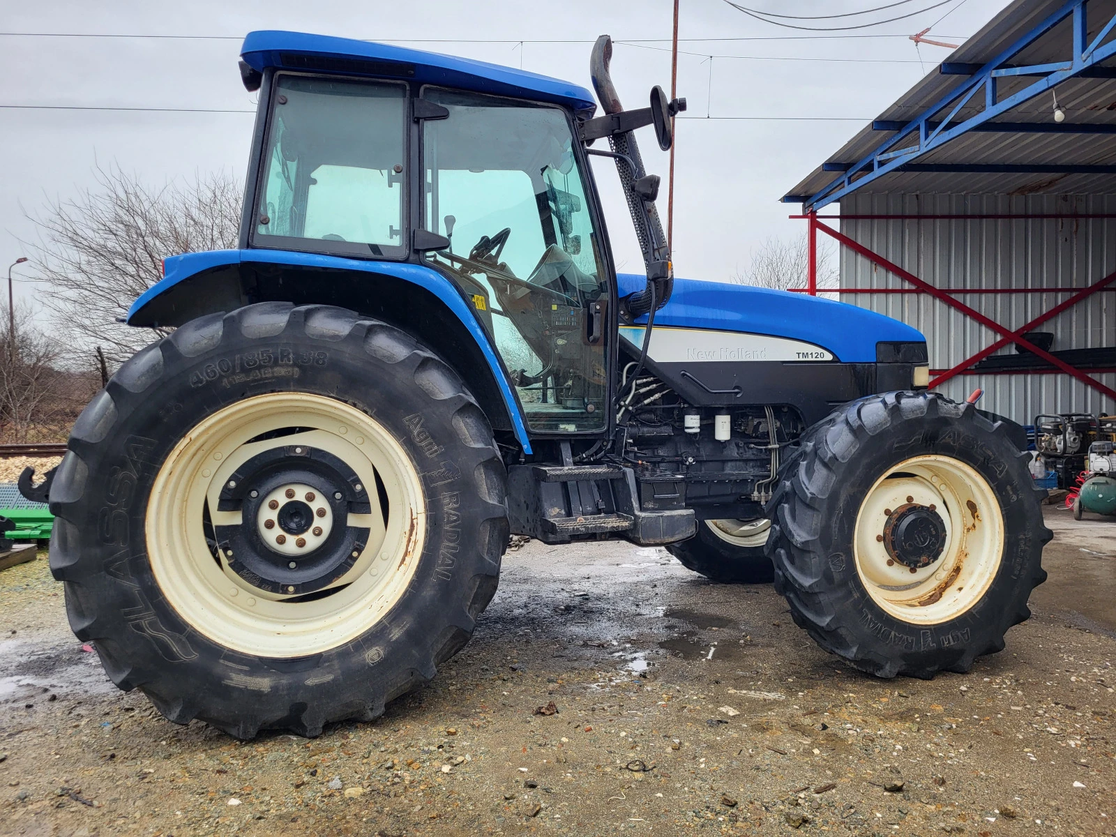 Трактор New Holland TM120 - изображение 10