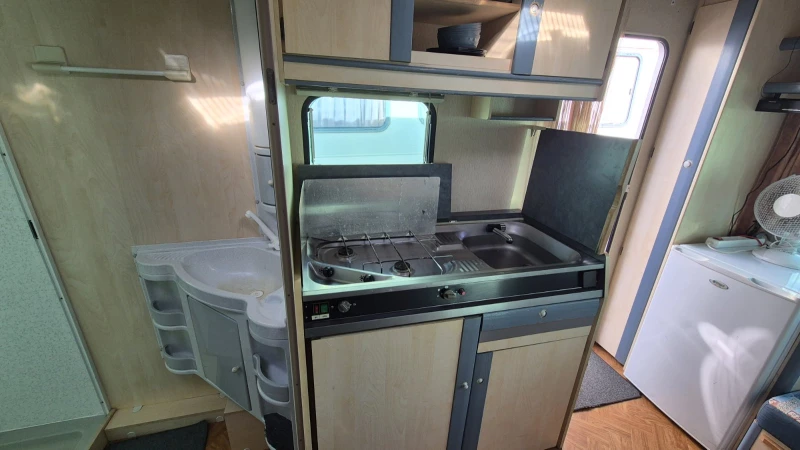 Каравана Adria Unica 432, снимка 5 - Каравани и кемпери - 53559063