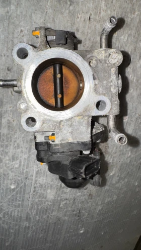 Дроселова Клапа за Toyota Prius 2007- 89452-30150, снимка 2 - Части - 52841134