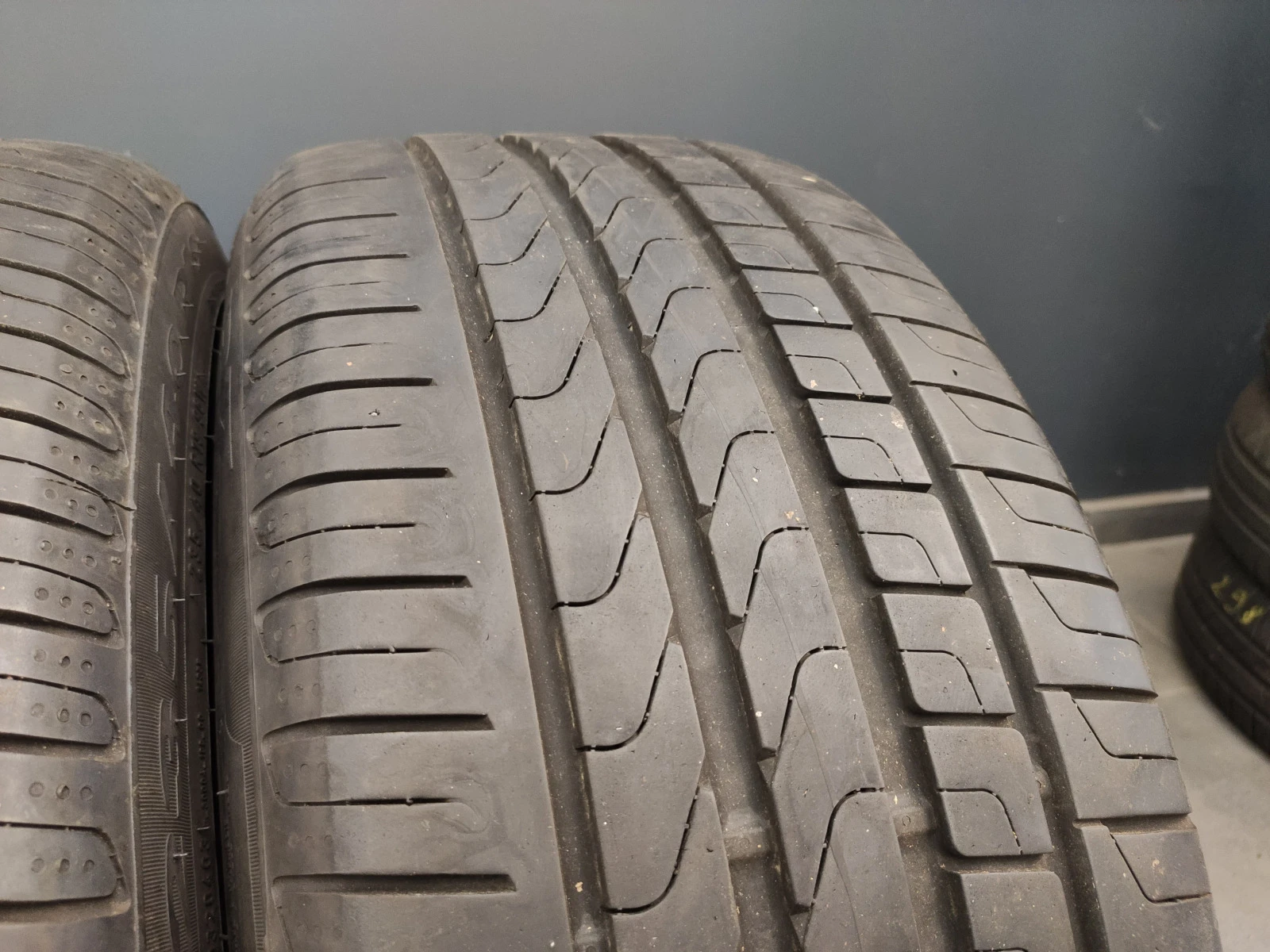  235/40R19 | Mobile.bg   1