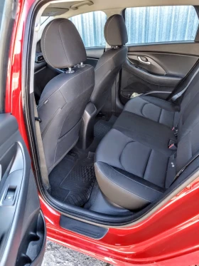 Hyundai I30 1.6CRDI, 136 к.с.| LED | NAVI | ПОДГРЕВ | КАМЕРА |, снимка 8