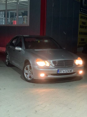 Mercedes-Benz C 180, снимка 6