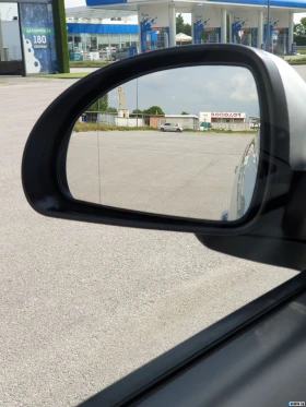 Kia Ceed 1.6 CRDi GT - 3799 € / 7430.20 лв. - 73911613 5