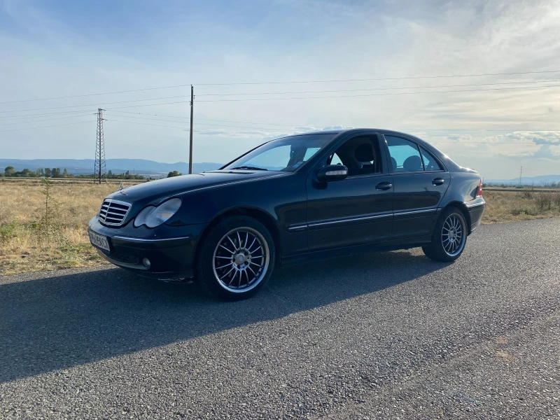 Mercedes-Benz C 200 avantgarde, снимка 16 - Автомобили и джипове - 48404839