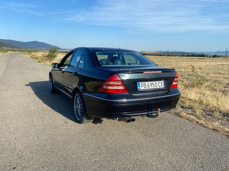 Mercedes-Benz C 200 avantgarde, снимка 12 - Автомобили и джипове - 48404839