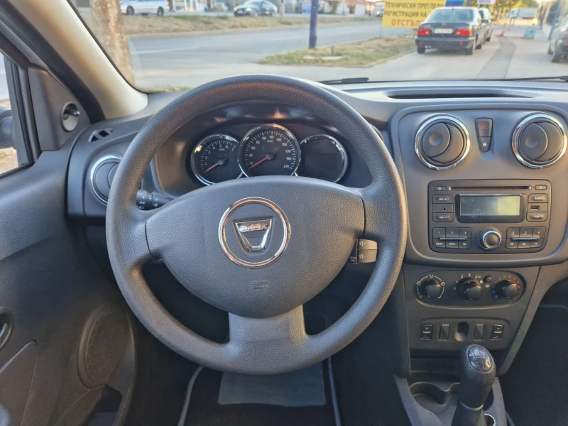 Dacia Sandero 1.2, снимка 14 - Автомобили и джипове - 47581167