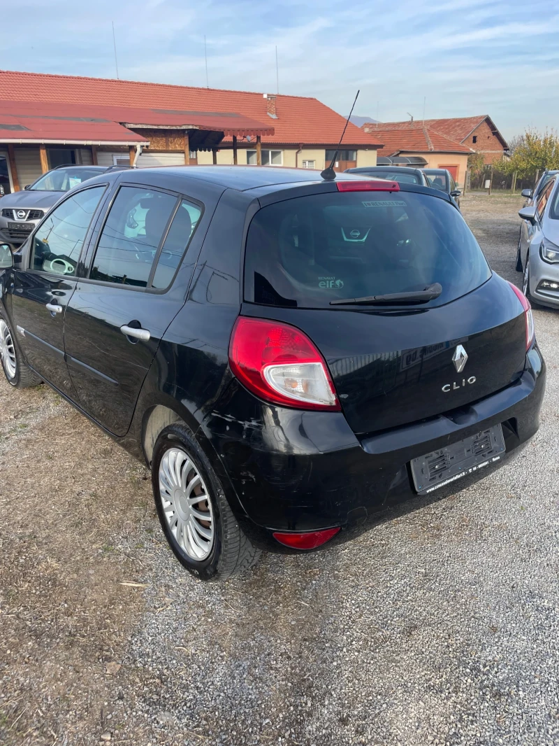 Renault Clio 1.2; 75hp, снимка 4 - Автомобили и джипове - 47706218