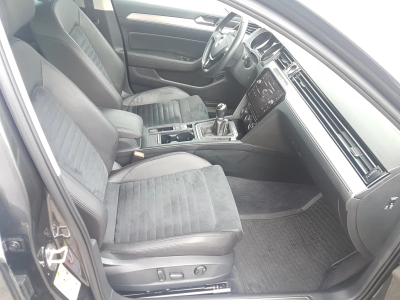 VW Passat 2.0TDI R-LINE, снимка 17 - Автомобили и джипове - 50918099