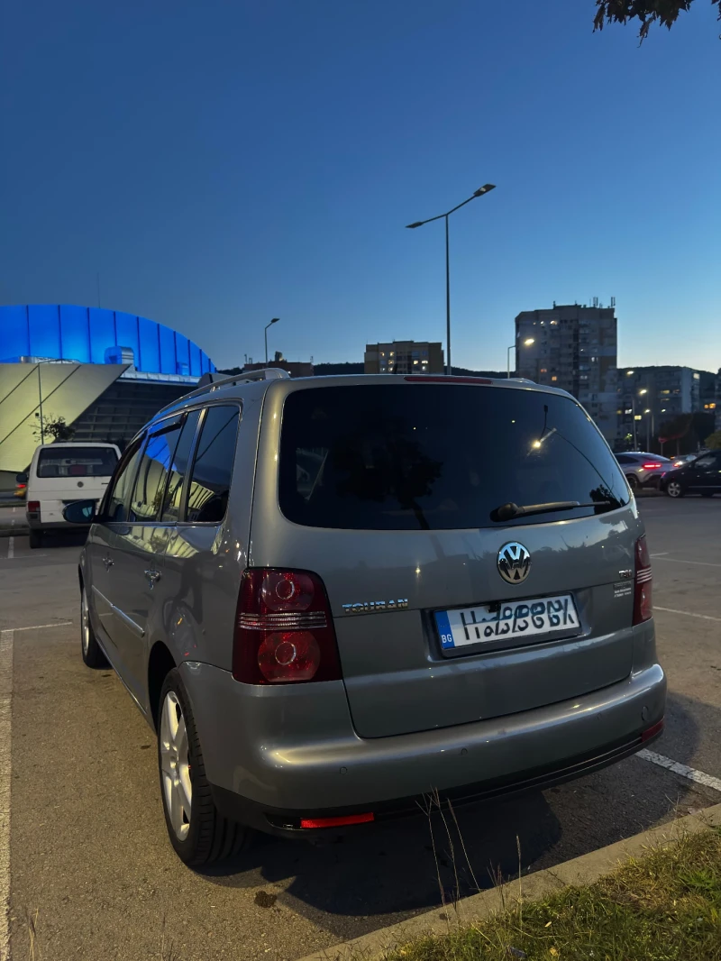 VW Touran, снимка 3 - Автомобили и джипове - 52428076