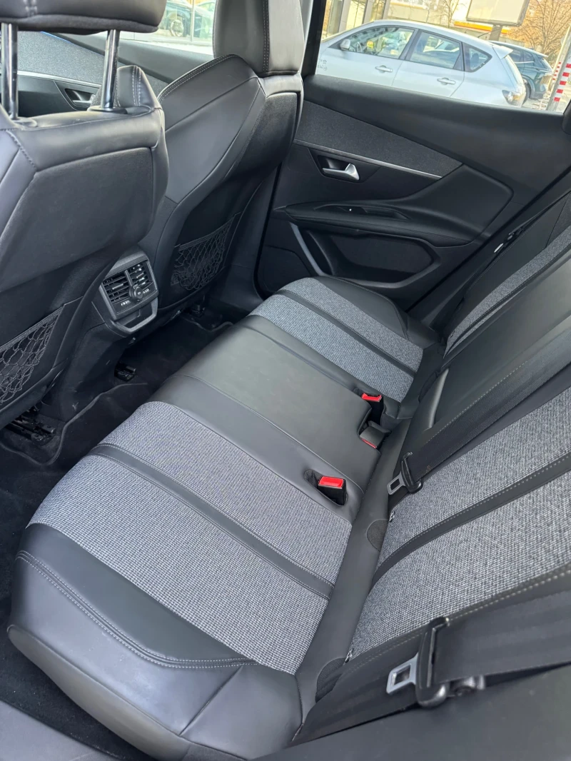 Peugeot 3008 1.6 HDi Allure, снимка 12 - Автомобили и джипове - 52827642