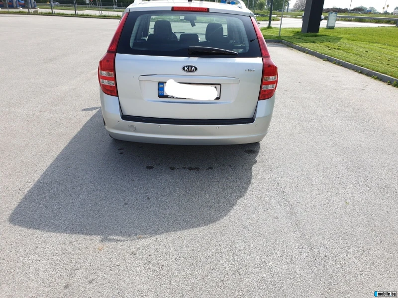 Kia Ceed 1.6 CRDi GT, снимка 8 - Автомобили и джипове - 53094512