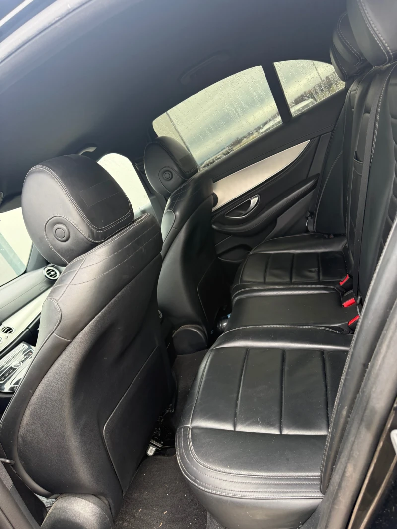 Mercedes-Benz E 220 * AMG Пакет* , снимка 9 - Автомобили и джипове - 53289406