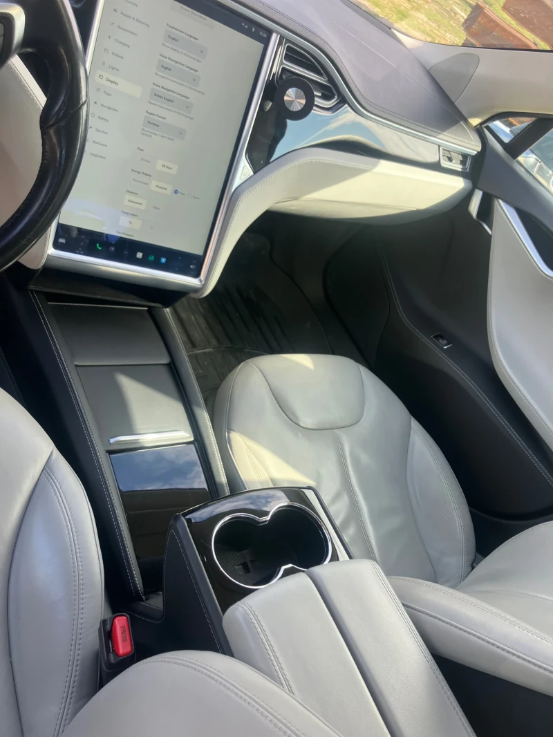 Tesla Model S 85 Безплатно зареждане, снимка 8 - Автомобили и джипове - 53581326