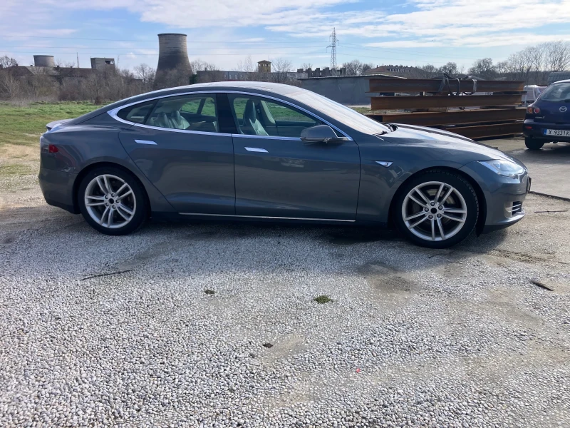 Tesla Model S 85 Безплатно зареждане, снимка 3 - Автомобили и джипове - 53581326