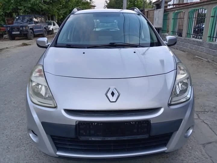 Renault Clio, снимка 1 - Автомобили и джипове - 49543248