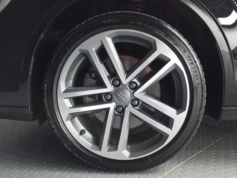 Audi A3 40 Tfsi 8V, снимка 4 - Автомобили и джипове - 56205989