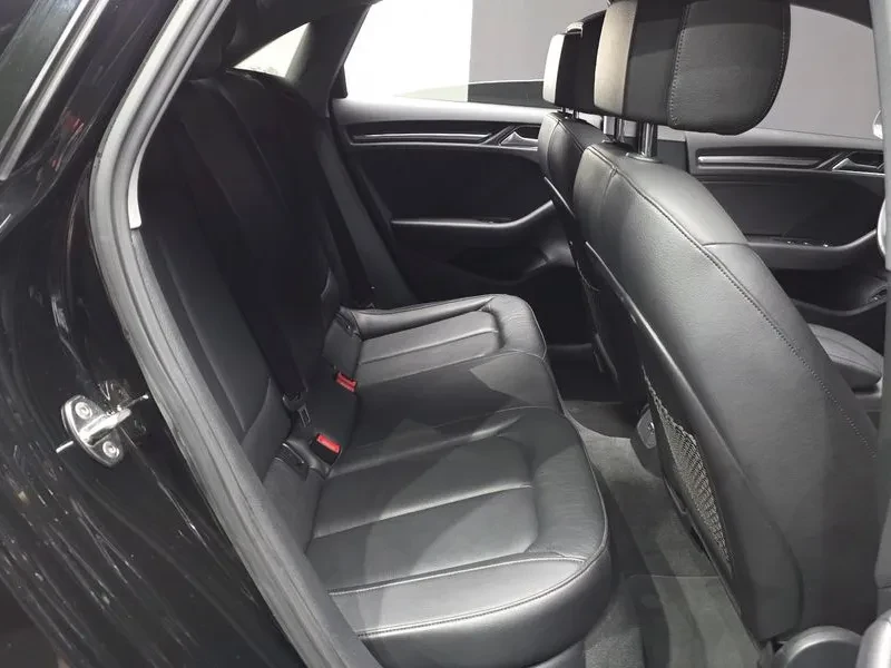 Audi A3 40 Tfsi 8V, снимка 11 - Автомобили и джипове - 56205989