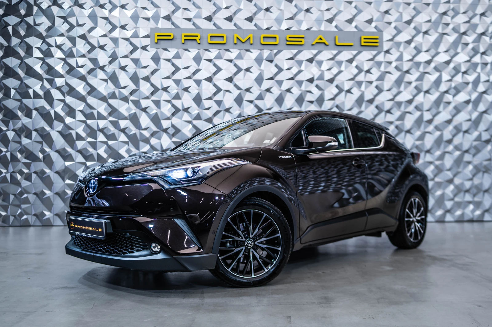 Toyota C-HR 1.8 HYBRID Classy* JBL, снимка 1