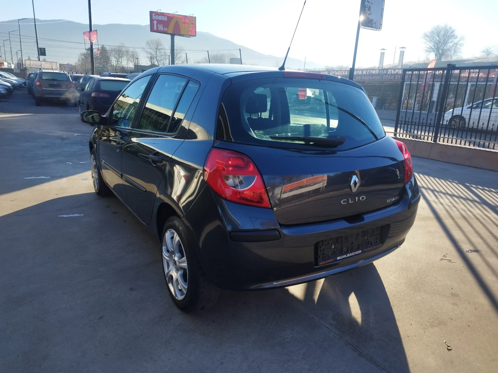 Renault Clio 1.2i - изображение 6