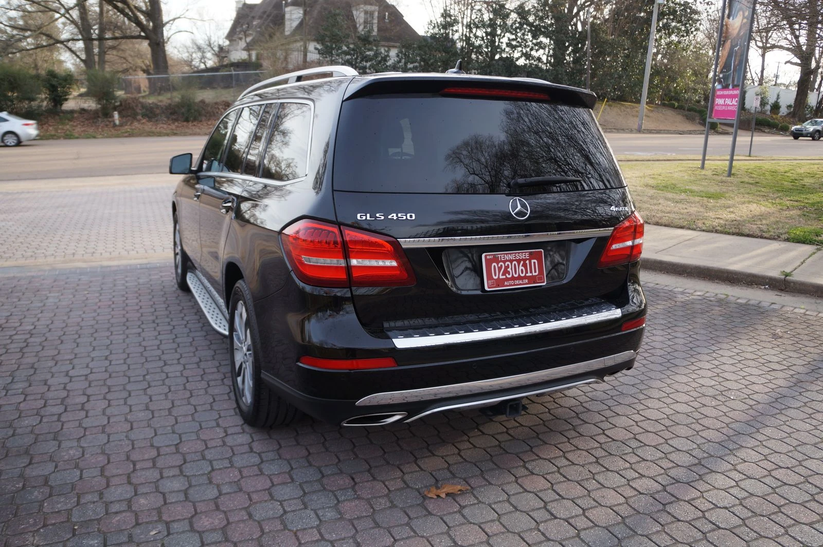 Mercedes-Benz GLS 450 7места* 360 камера* пано* следене на ленти* нови г - изображение 4