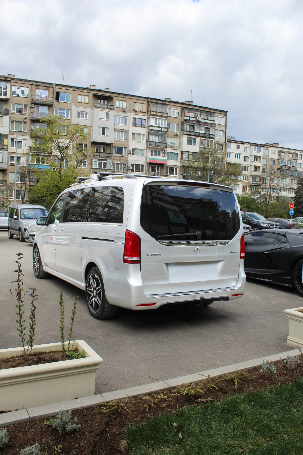 Mercedes-Benz V 300 Exclusive 4Matic Burmester First Class - изображение 2